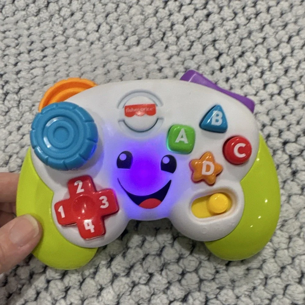 Fisher-Price Baby Learning Game Controller Light Up Sounds HWY71